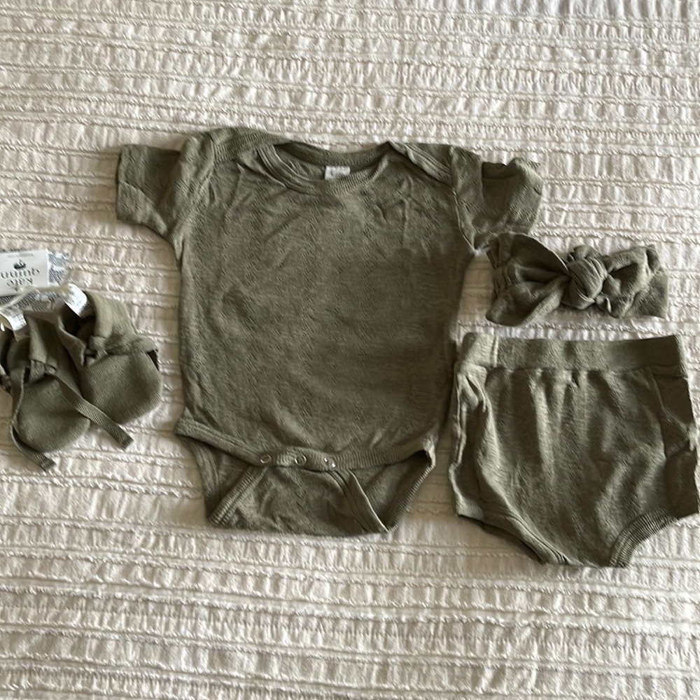 Kate Quinn 6-12 month set